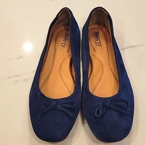 BORN Brin navy suede ballet flats, size 7, nearly new
